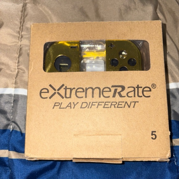 Gold Controller Shell for Nintendo Switch - Picture 1 of 2